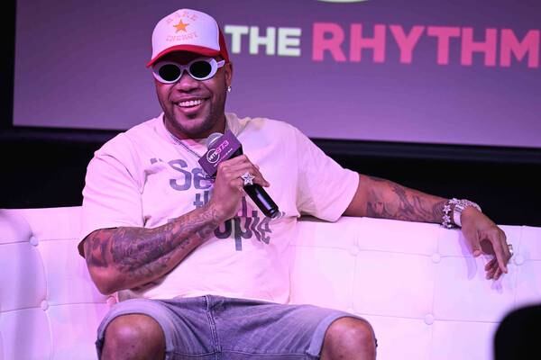 Hits Live Featuring Flo Rida
