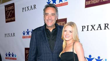 Brad Garrett, IsaBeall Quella finally marry after multiple delays, due to fire, mudslide, pandemic