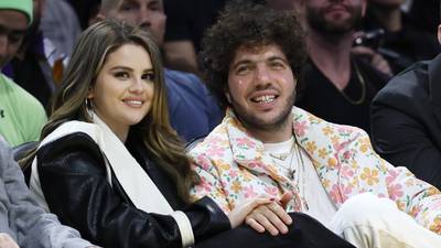 Get the story behind Selena Gomez's delicious love note from Benny Blanco