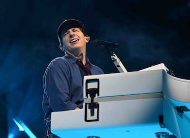 WFEZ WFLC Easy 93.1 Hits 97.3 Charlie Puth Seminole Hard Rock Hollywood Whatever's Clever! World Tour