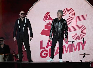 Pitbull & Jon Bon Jovi rocked the stage, performing "We Do It Our Way" At The 2024 Latin GRAMMYs! (Courtesy of Larry Marano)