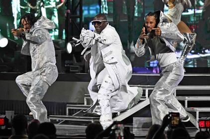 Ne-Yo; Akon; Nights Like This tour; iTHINK Financial Amphitheatre