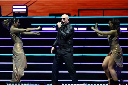 WFLC Hits 97.3 Pitbull & Lil Jon I'm Back Tour I Think Financial Amphitheatre