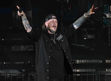 WFLC Hits 97.3 Jelly Roll iTHINK Financial Amphitheatre