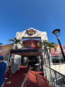 WFLC Hits 97.3 Brunch and Beats Hard Rock Café Martica Lopez DJ Vic Latino