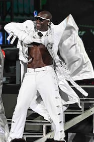 Ne-Yo; Akon; Nights Like This tour; iTHINK Financial Amphitheatre
