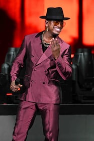 Ne-Yo; Akon; Nights Like This tour; iTHINK Financial Amphitheatre