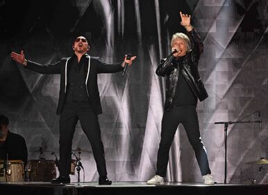 Pitbull & Jon Bon Jovi rocked the stage, performing "We Do It Our Way" At The 2024 Latin GRAMMYs! (Courtesy of Larry Marano)