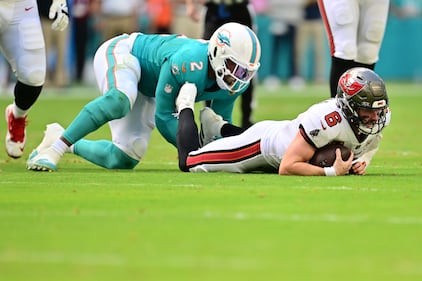 NFL Tampa Bay Buccaneers vs Miami Dolphins