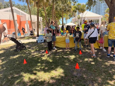 WFEZ WFLC Easy 93.1 Hits 97.3 Duck Derby Fest