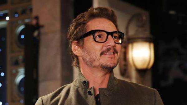 Pedro Pascal can't shake his job on 'The Last of Us' in new 'SNL' promo